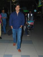 Vivek Oberoi snapped at Domestic airport on 14th May 2015